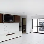 Apto completo 3qts ótima localização